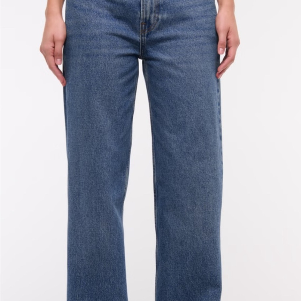 Abercrombie Mid Rise Slouchy Jeans